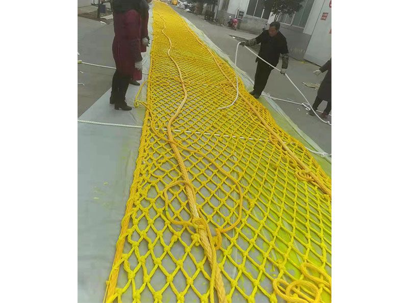 Ultra high molecular weight polyethylene network bridge