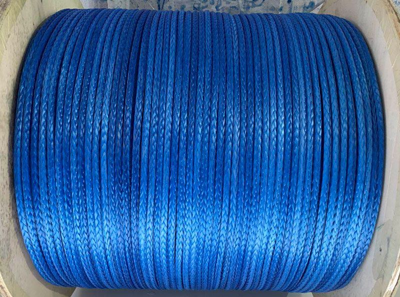 Ultra high molecular weight polyethylene twelve strand rope